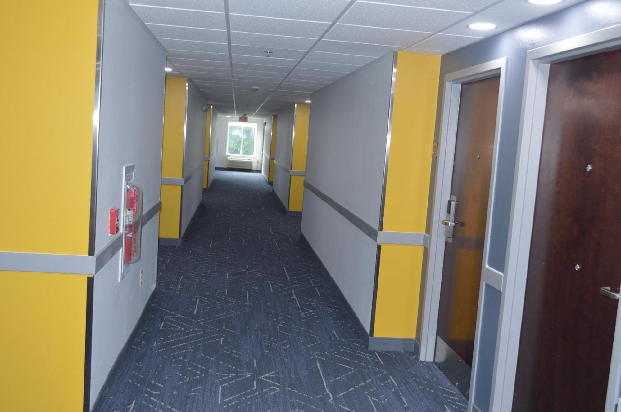 Comfort Inn & Suites Harrisburg-Hershey North Exteriör bild