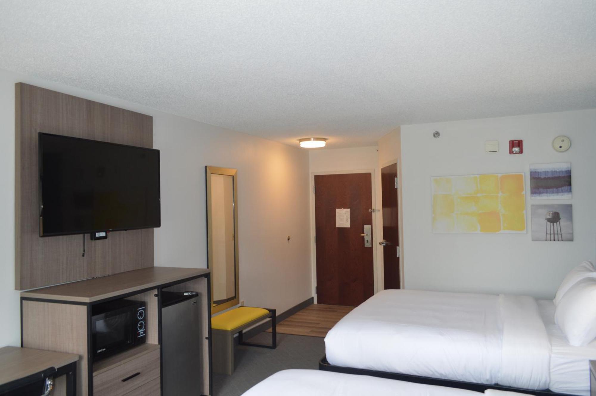Comfort Inn & Suites Harrisburg-Hershey North Exteriör bild