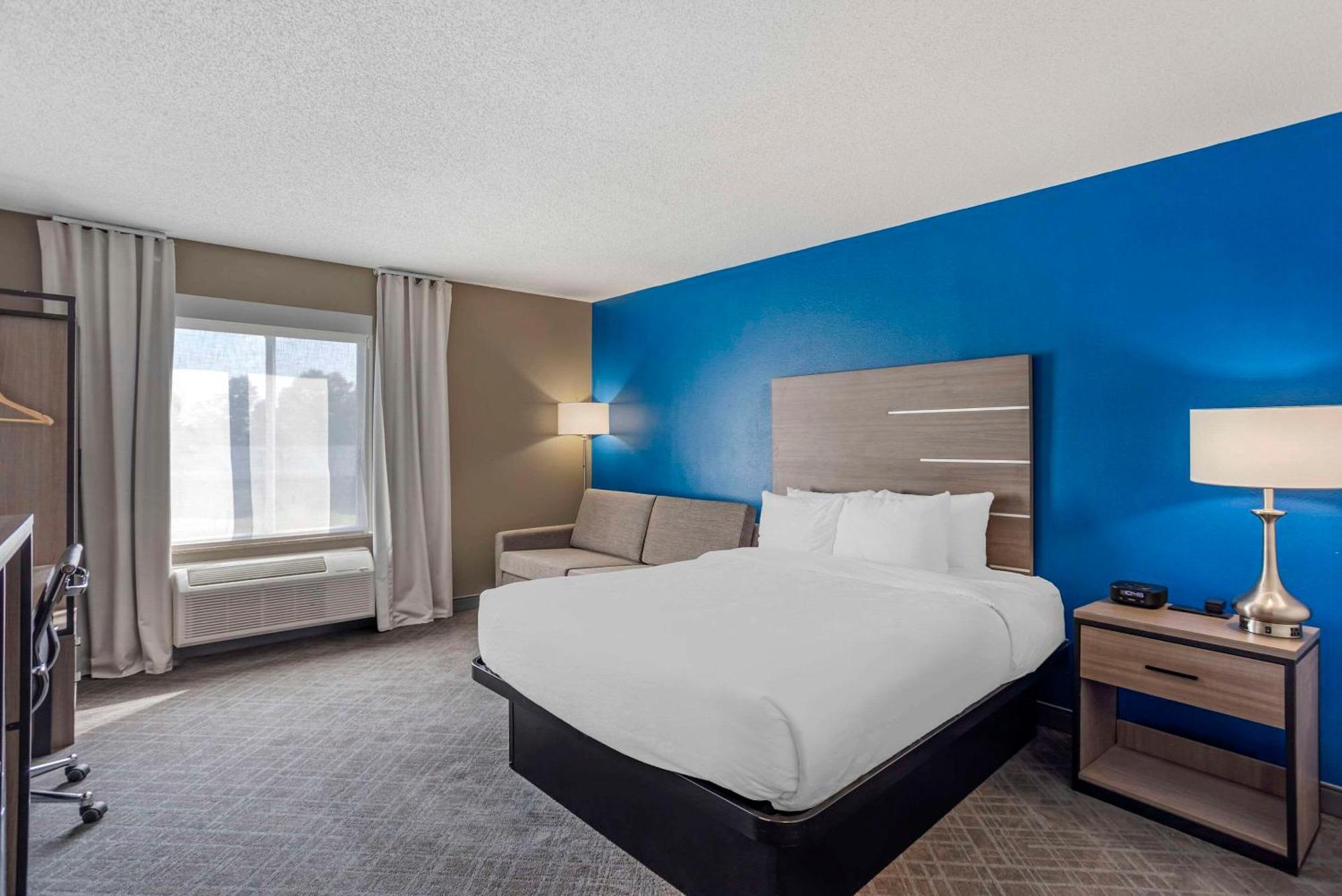 Comfort Inn & Suites Harrisburg-Hershey North Exteriör bild